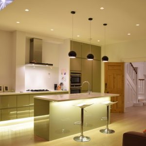 Cambiar iluminación interior de tu casa